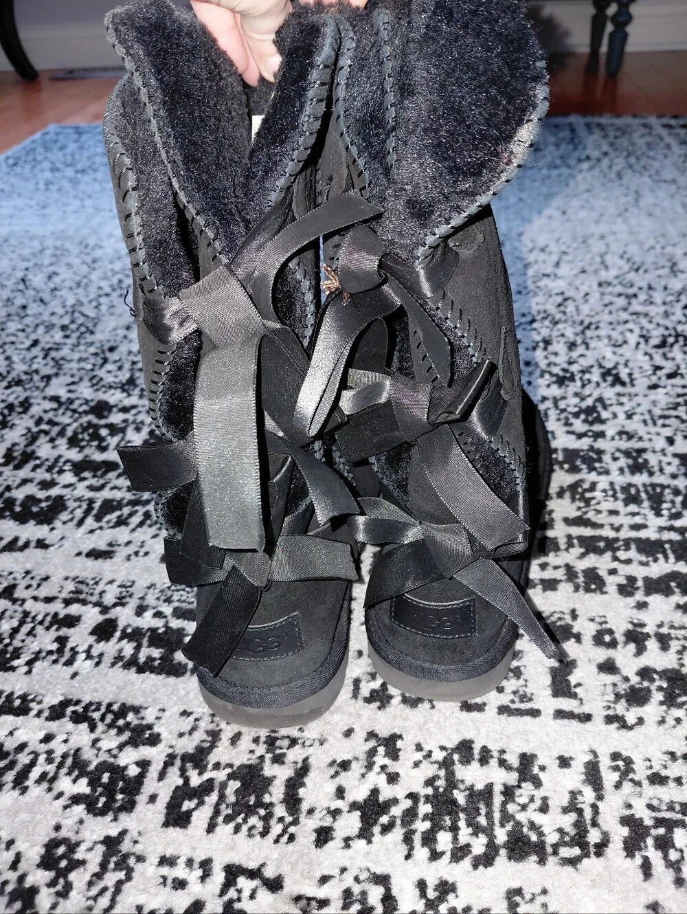 UGG Bailey Bow Tall II Boots Black Size 8.5 Sheepskin Suede Triple Bow Cozy CC